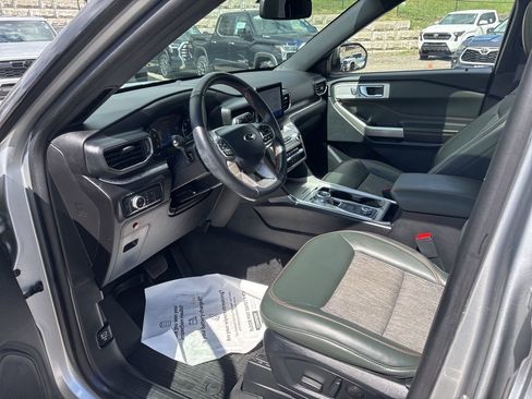 Used 2022 Ford Explorer Timberline w/ Timberline Technology Package AWD/4WD image 8