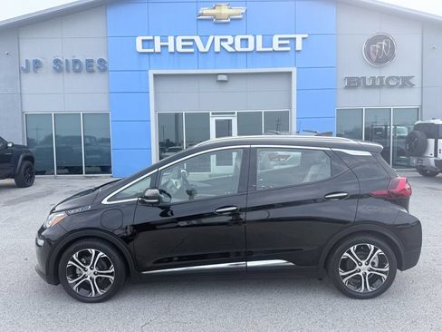 Used 2021 Chevrolet Bolt Premier w/ Infotainment Package FWD image 4