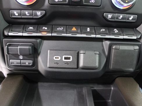 Used 2022 GMC Sierra 1500 Denali w/ Driver Alert Package II AWD/4WD image 55