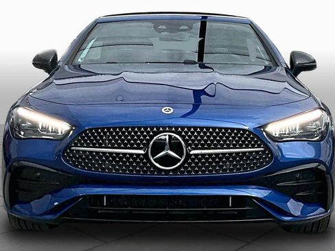 Used 2026 Mercedes-Benz CLE 300 4MATIC Cabriolet image 4