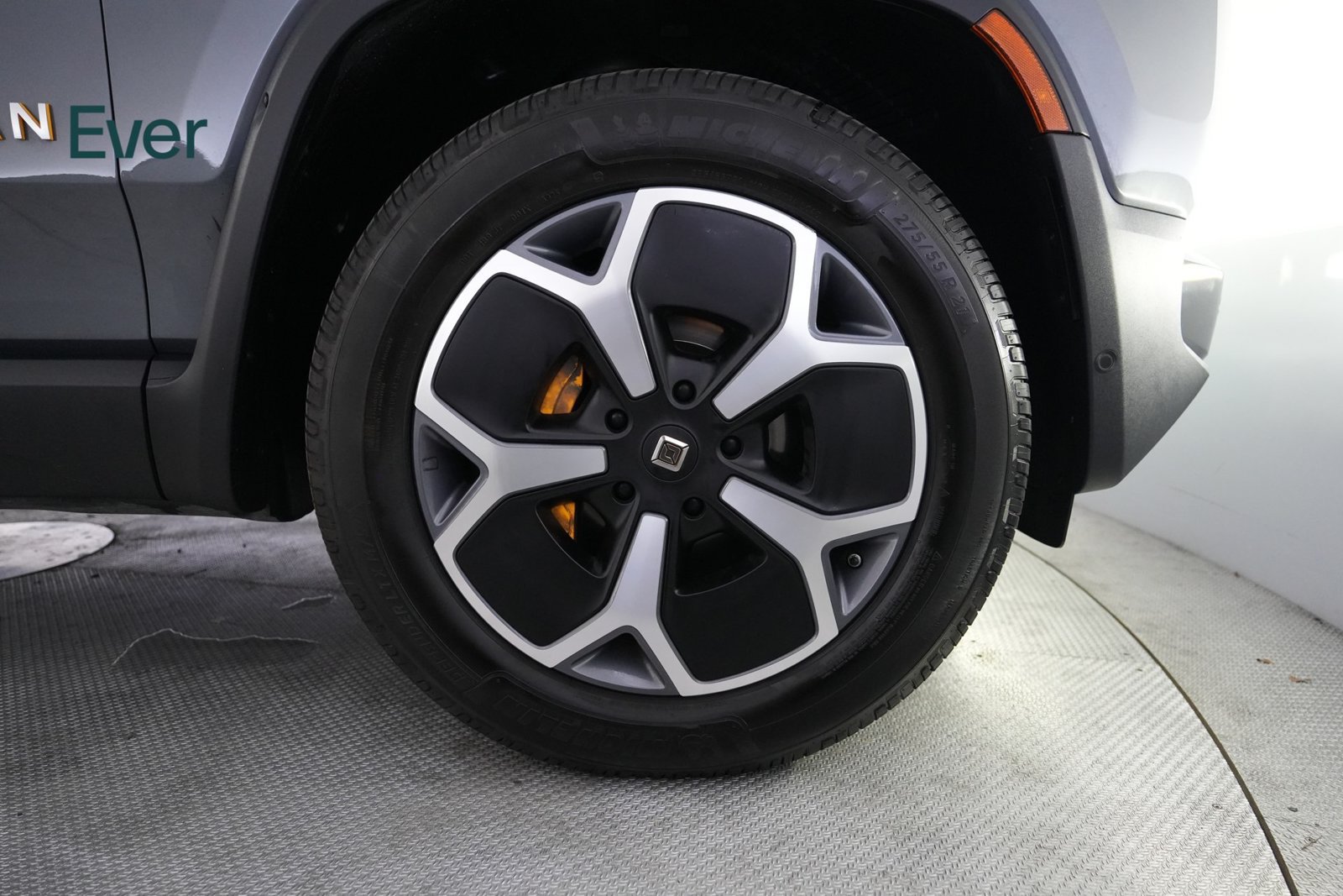 Used 2024 Rivian R1S Adventure Quad AWD/4WD image 20
