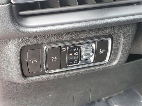 Certified 2023 Lincoln Corsair AWD w/ Equipment Group 101A image 14