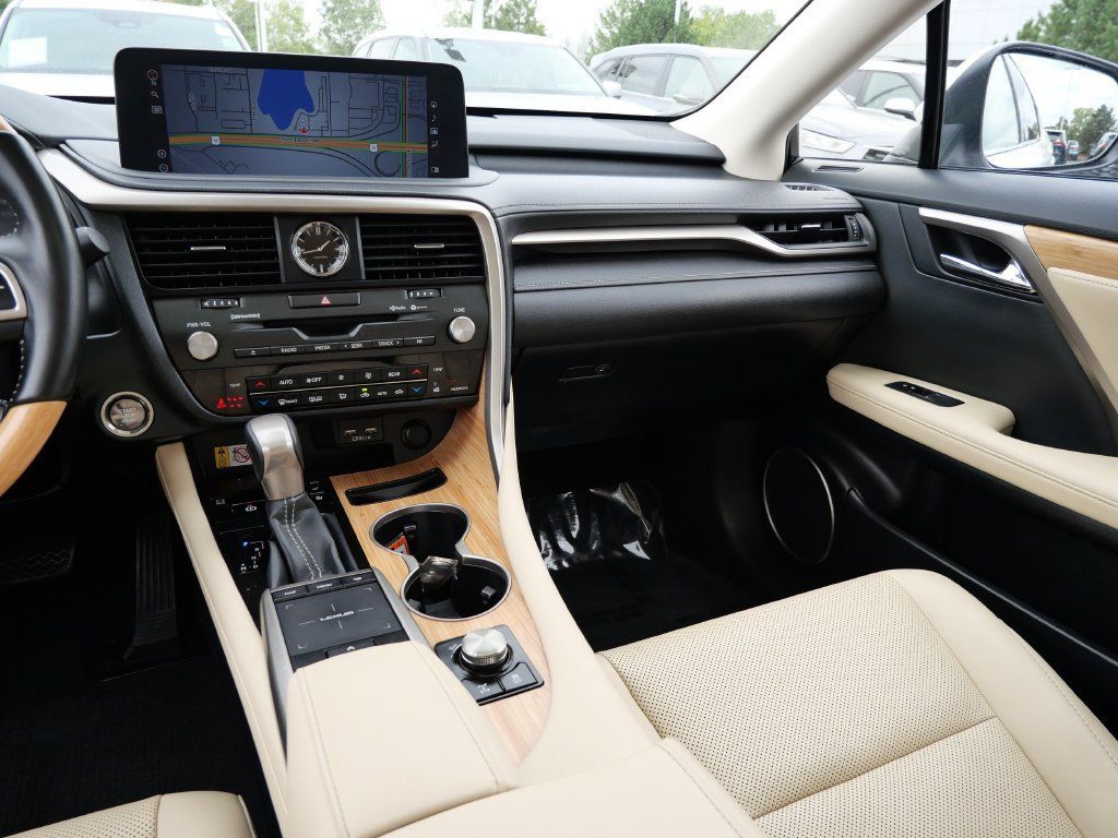 Used 2022 Lexus RX 350L Premium w/ Premium Package AWD/4WD image 14