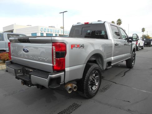 Used 2023 Ford F250 XL w/ STX Appearance Package image 3