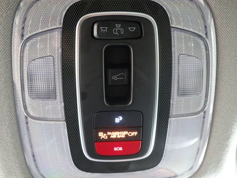 Used 2025 Hyundai Elantra SEL image 36