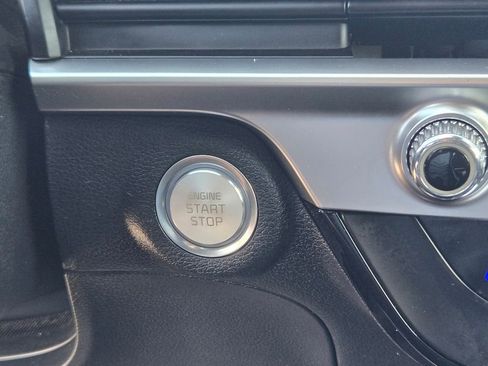 Used 2025 Kia Telluride S AWD/4WD image 18