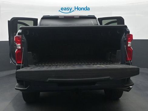 Used 2020 Chevrolet Silverado 1500 Custom w/ Custom Value Package AWD/4WD image 39