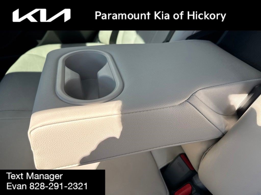 Used 2022 Hyundai Sonata Limited FWD image 14