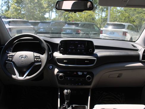 Used 2019 Hyundai Tucson Value FWD image 23