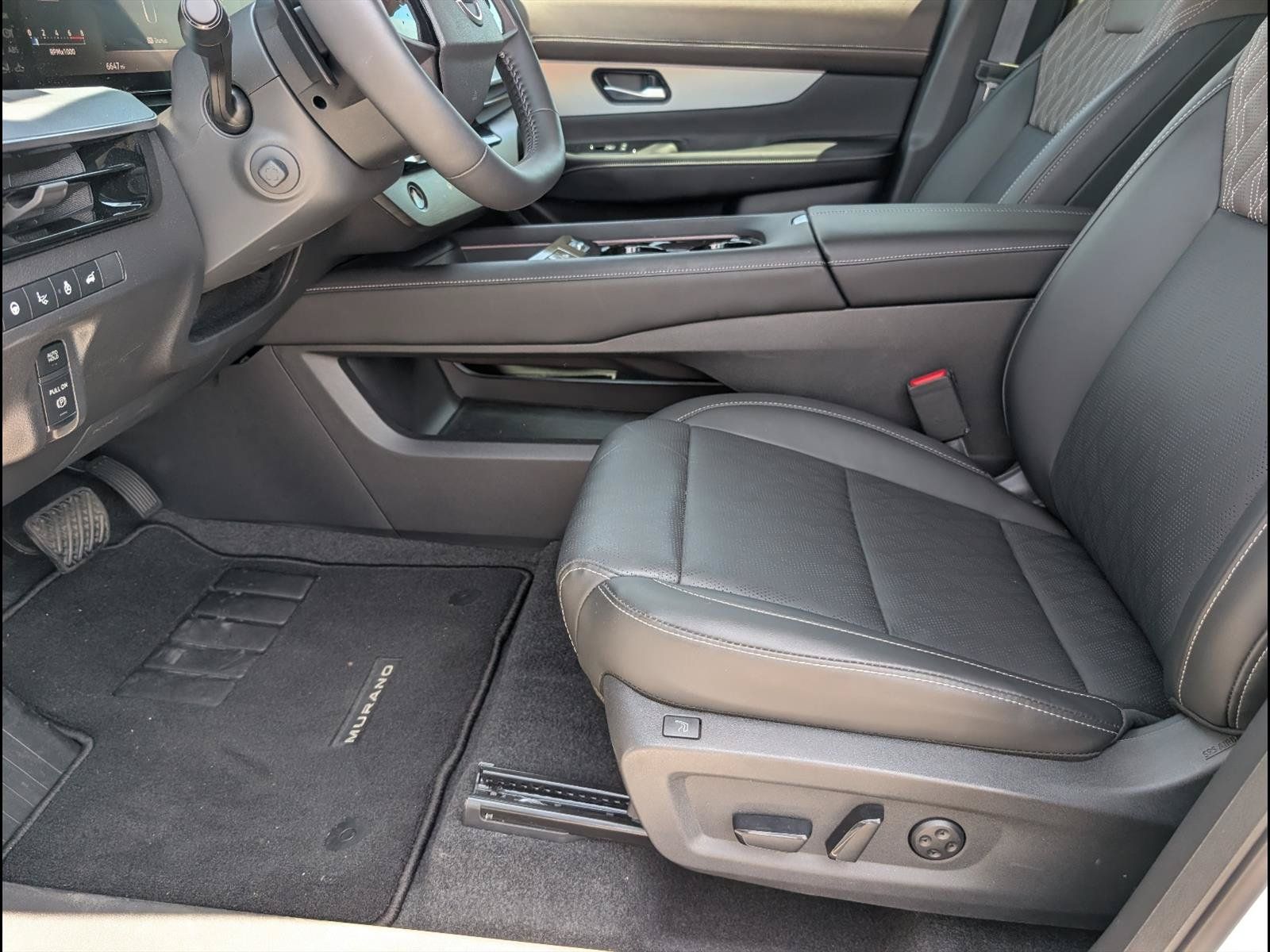 Used 2025 Nissan Murano Platinum w/ Cargo Package AWD/4WD image 11