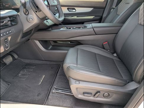Used 2025 Nissan Murano Platinum w/ Cargo Package AWD/4WD image 11