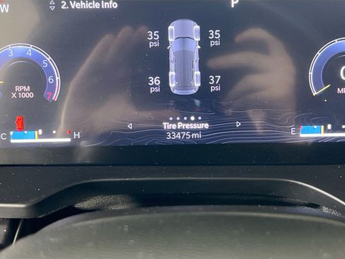 Used 2023 Jeep Grand Cherokee Altitude AWD/4WD image 12