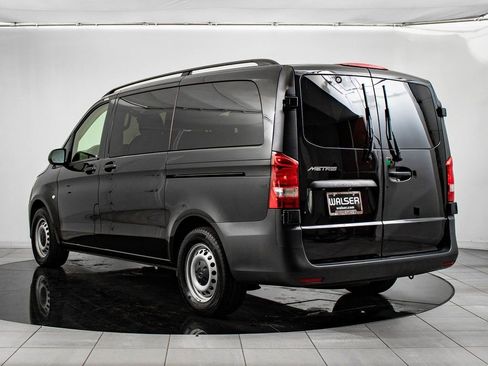 Used 2023 Mercedes-Benz Metris Passenger image 11