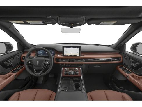Used 2024 Lincoln Aviator Reserve w/ Equipment Group 201A AWD/4WD image 6