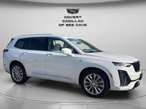 New 2025 Cadillac XT6 Premium Luxury w/ Technology Package image 11