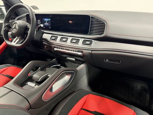 Used 2026 Mercedes-Benz GLE 53 AMG 4MATIC image 28