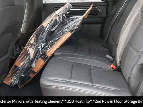 New 2026 RAM 1500 4x4 Crew Cab image 19