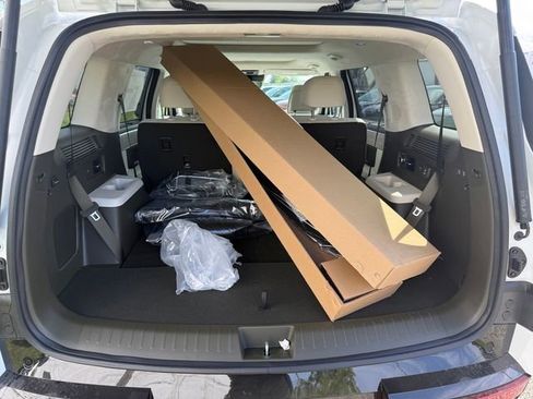 New 2025 Hyundai Santa Fe Calligraphy image 17