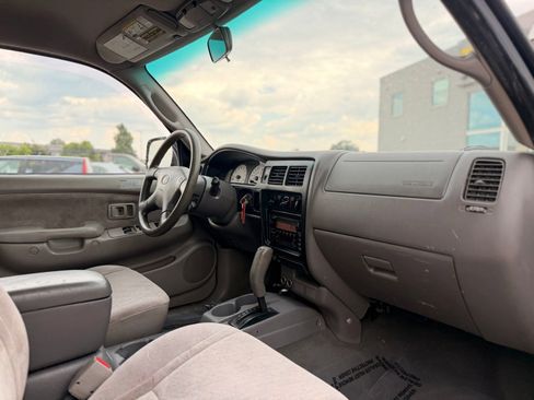 Used 2003 Toyota Tacoma PreRunner RWD image 19