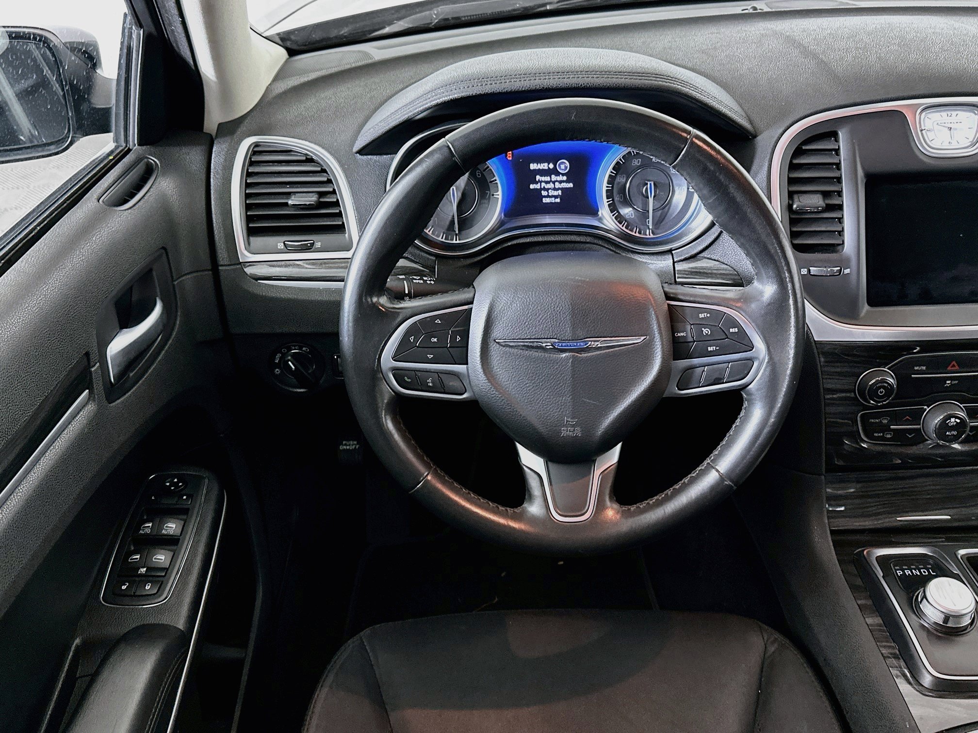 Used 2019 Chrysler 300 Touring w/ Sport Appearance Package RWD image 17