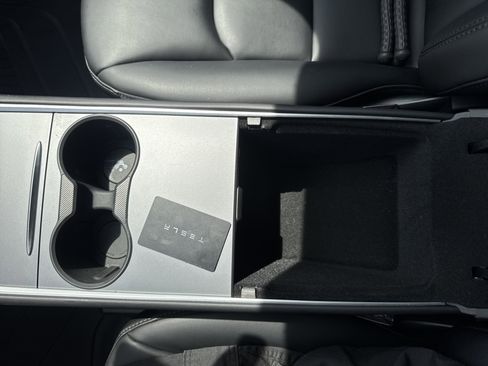 Used 2025 Tesla Model Y Performance AWD/4WD image 20