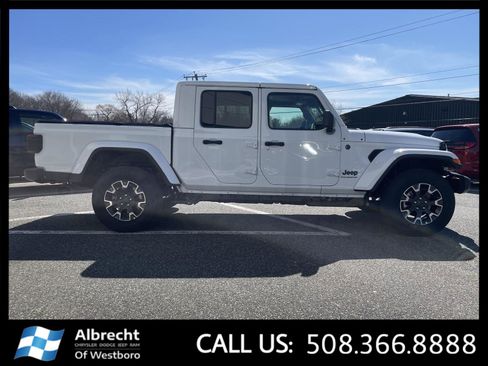 New 2026 Jeep Gladiator Sport image 6