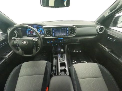 Certified 2023 Toyota Tacoma TRD Off-Road w/ Technology Package AWD/4WD image 25