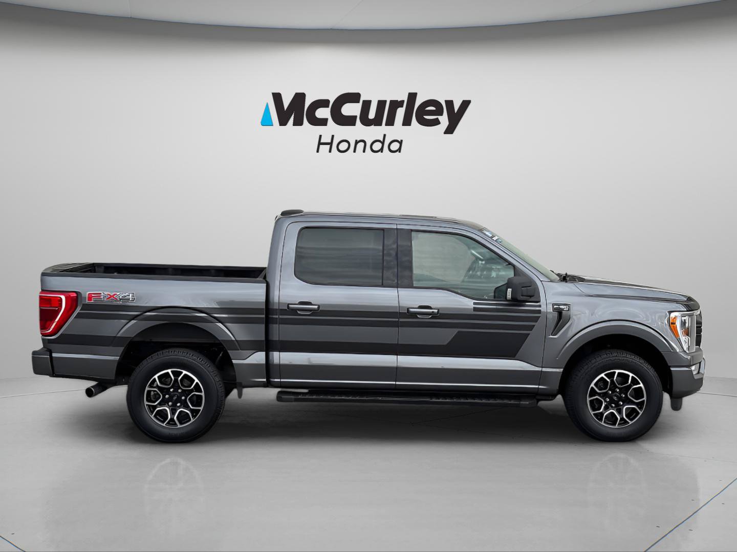 Used 2021 Ford F150 XLT w/ Equipment Group 302A High AWD/4WD image 2
