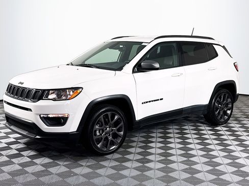 Used 2021 Jeep Compass Latitude image 4