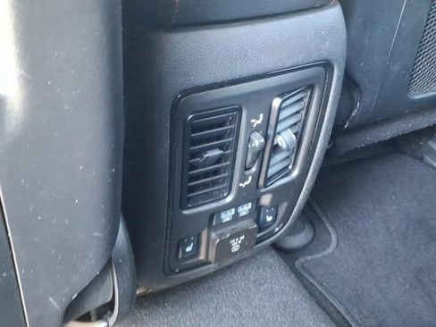 Certified 2023 Dodge Durango GT AWD/4WD image 14