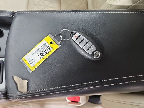 Used 2017 Nissan Maxima Platinum image 30