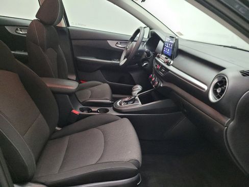 Used 2022 Kia Forte Sedan FWD image 21