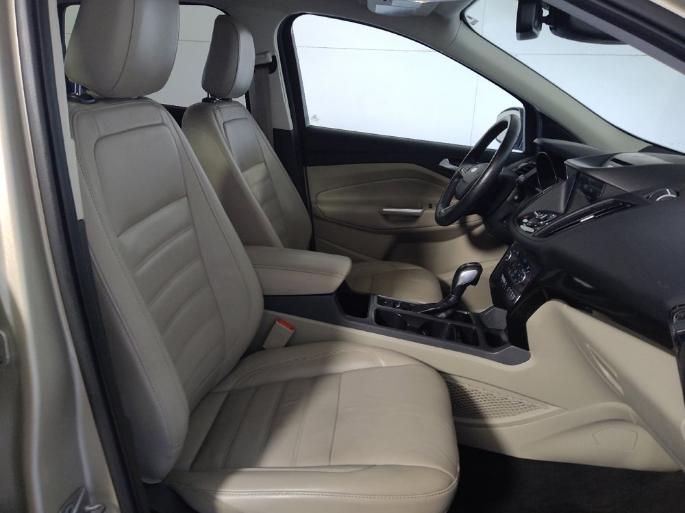 Used 2018 Ford Escape Titanium w/ Ford Safe & Smart Package AWD/4WD image 21