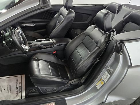 Used 2021 Ford Mustang Premium image 21