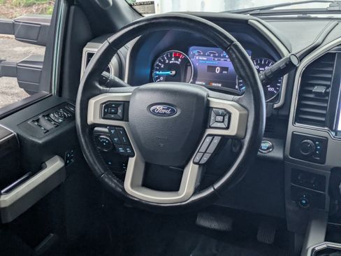 Used 2022 Ford F350 Lariat w/ Lariat Ultimate Package AWD/4WD image 18