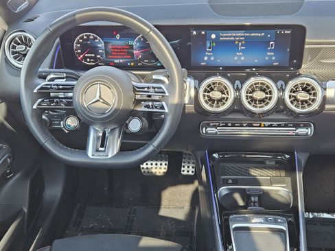 Used 2025 Mercedes-Benz GLB 35 AMG GLB 35 AMG image 27