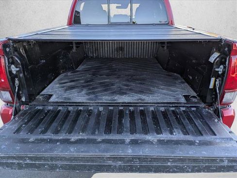 Used 2022 Toyota Tacoma SR image 6