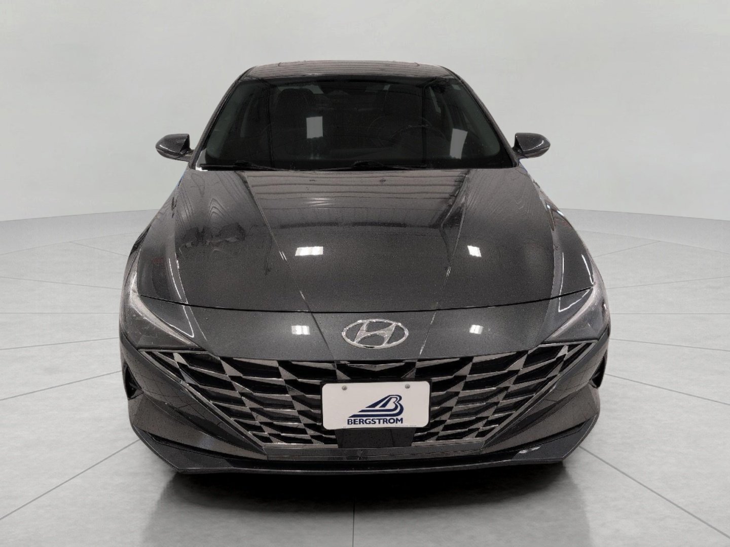 Used 2023 Hyundai Elantra Limited FWD image 14