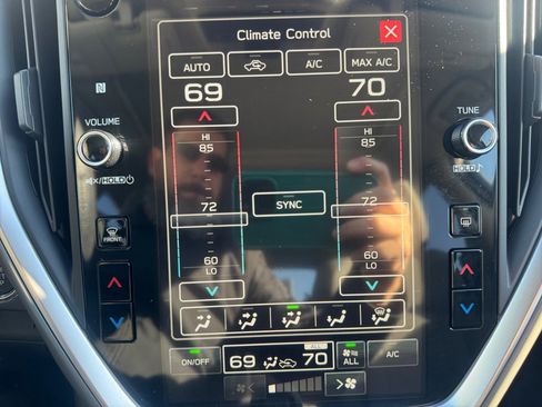 Used 2025 Subaru Crosstrek 2.0i Premium image 22