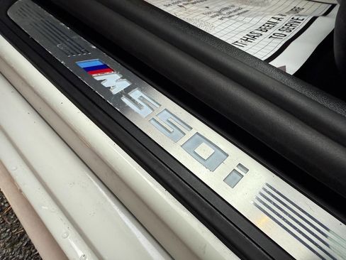 Used 2018 BMW M550i xDrive image 20