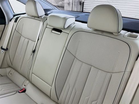 Used 2022 Audi A6 3.0T Prestige image 23