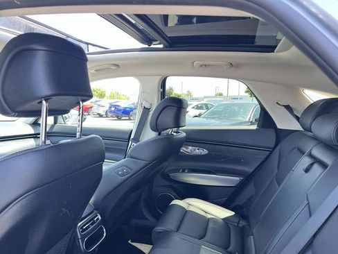 Used 2023 Genesis GV70 2.5T w/ Select Package AWD/4WD image 23
