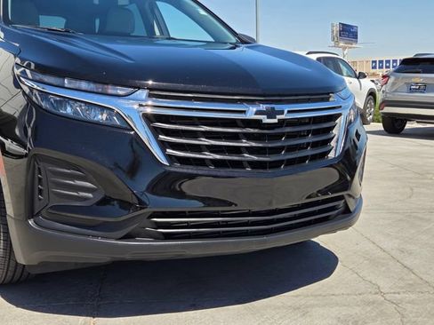 Used 2022 Chevrolet Equinox LS w/ LS Convenience Package FWD image 8