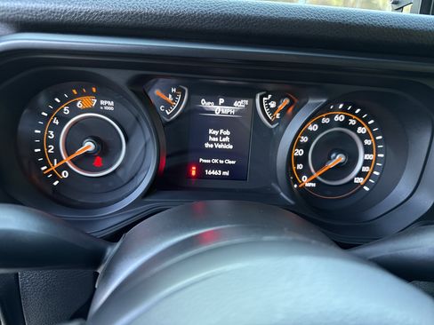 Used 2024 Jeep Wrangler Sport image 26