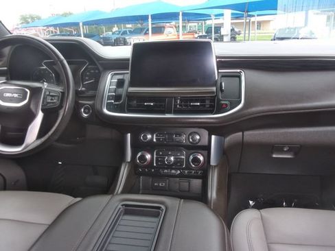 Used 2021 GMC Yukon SLT w/ SLT Luxury Package AWD/4WD image 22
