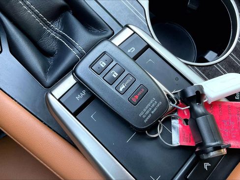 Certified 2022 Lexus RX 350 FWD w/ Luxury Package image 13