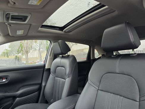 Certified 2024 Honda HR-V EX-L image 4