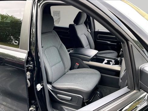 Used 2020 RAM 1500 Big Horn AWD/4WD image 28