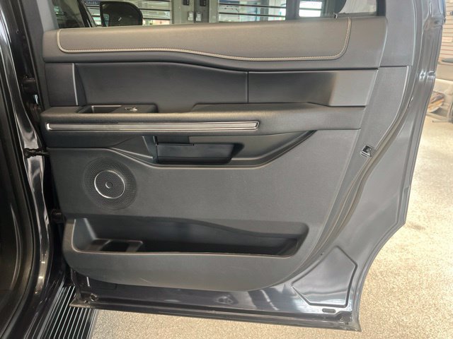 Used 2024 Ford Expedition Max XLT AWD/4WD image 18