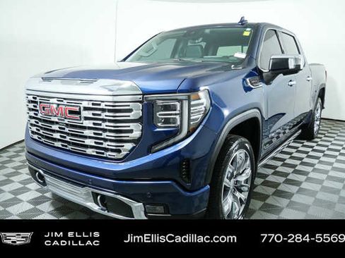 Used 2022 GMC Sierra 1500 Denali w/ Denali Reserve Package image 30